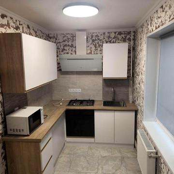 Будинок в центрі Новоселецька,50