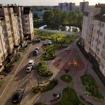 Гатное ЖК "Озерный Гай", Приозерний бульвар 3