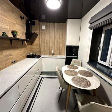 Продаж будинку з ремонтом 2025