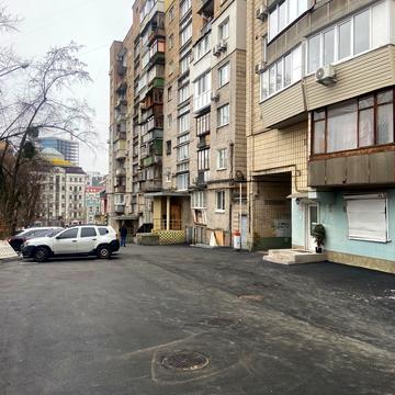 Володимирська вул., 89