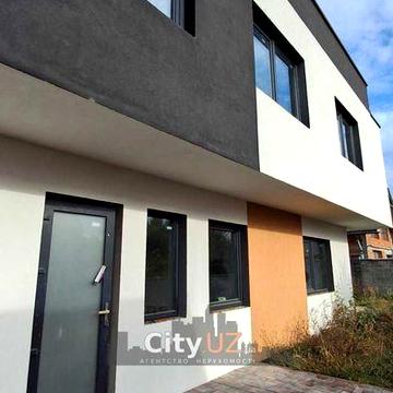 Продається таунхаус в Ужгороді