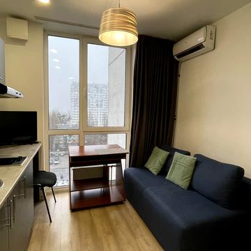 Салютна вул., 2к3