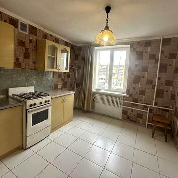 Простора 2к з вдалим плануванням. Мінімальне оформлення! 40504