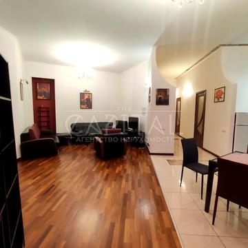 Велика Васильківська вул. (Червоноармійська), 25