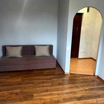 Здам квартиру однокімнатну (довгостроково). Власник