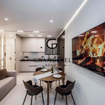 Вірменська вул., 8