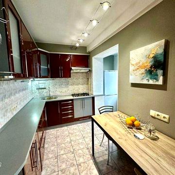 Оренда 1 кімн. кв. у Шевчен. районі 5 хв. від метро КПІ, комісія 50/50