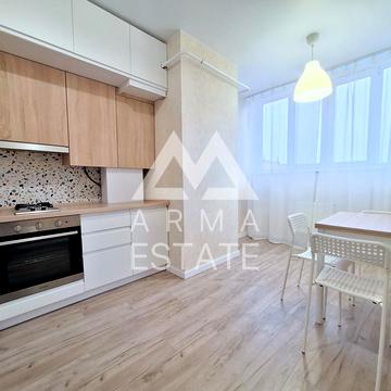 Приозерний бульв., 3