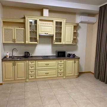 Преображенська вул. (Івана Клименка), 8-Б