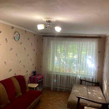 В продажу кімната на Черемушках, біля парка Горького