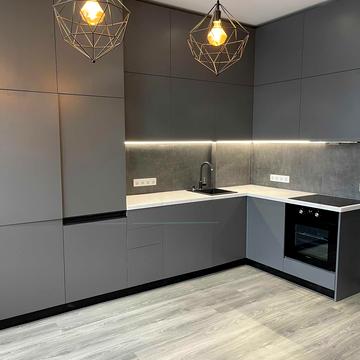 Жилянська вул., 68