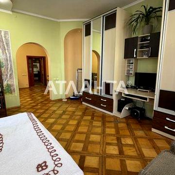 Чудова 3 км квартира в Центрі