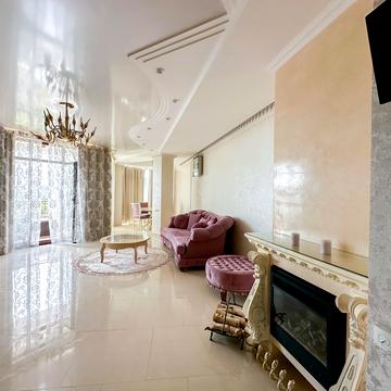 Тіниста вул., 9/12