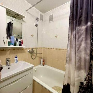 Продаж 3к Квартира Щорса вулиця