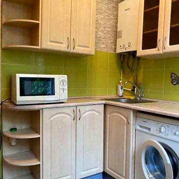 Набережно-Хрещатицька вул., 7-А