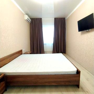 Львівська вул., 17