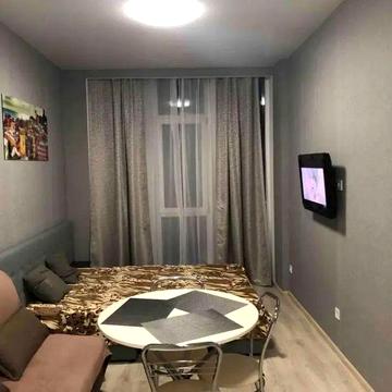 Сдаю 2х комнатную квартиру р-н Площадь