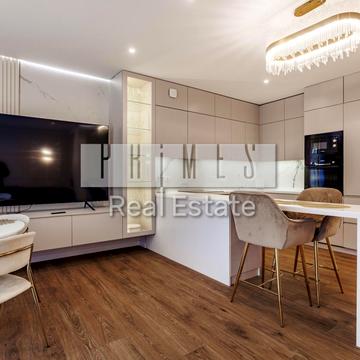 Центральна вул.