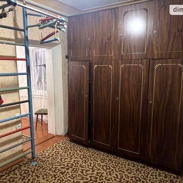 Довгострокова оренда 3к Дім Червоної Рути (Амурська) вулиця