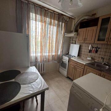 Слам до лето 2 комн квартиру