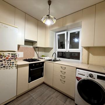 Якуба Коласа вул., 21