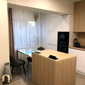 Леопольда Ященка пров. (Василя Жуковського), 10