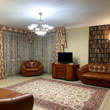 Голосіївський просп. (40-річчя Жовтня), 62