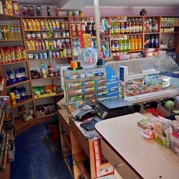Продам магазин та житловий будинок с Бузуків (можлива оренда магазину)