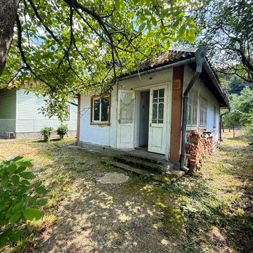 Продаж будинок в селі Косів