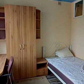 Ушинського вул., 14-Б