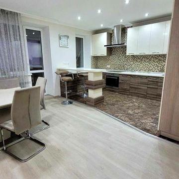 Авторская!Видовая!Новострой!3комн.квартира135м,три спальни,мМалышеваCB