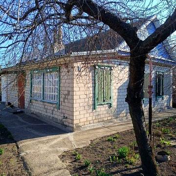 Продам затишний будинок в центрі. Y.A.