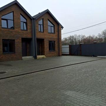 Будинок  ТаунХаус