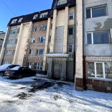 продаж квартири на Баварії. Любові Малої