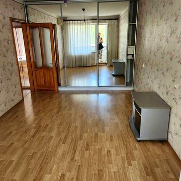 Довгострокова оренда 2к Квартира Євгена Чикаленка (Академіка Вільямса) вулиця