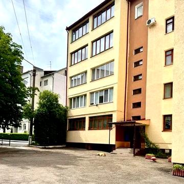 Терміново продається 2 рівнева квартира в новоб. р-н парку Жовтневого!