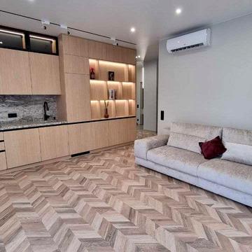 Предславинська вул., 44