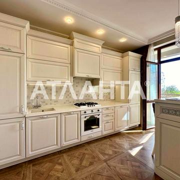 Відрадна вул., 15