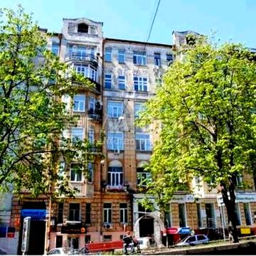 Антоновича вул. (Горького), 24