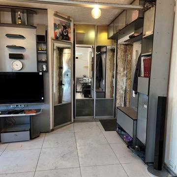 Без% м Олімпійська  , м. Палац України , Велика Васильківська