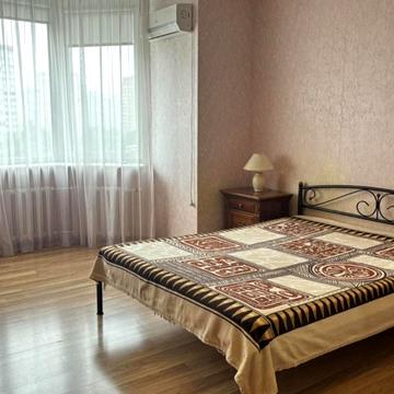 Княжий Затон вул., 2/30