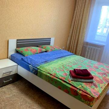 Сдаю на 1-2 месяца!!! 2 комн кв рядом с центром