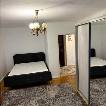 Русанівська набережна вул., 16