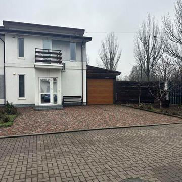 Продаж таунхауса з ремонтом