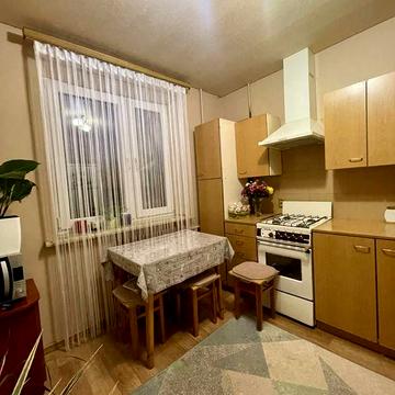 Аренда 1 ком. 10 мкрн. Левий берег