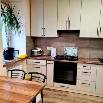 Продам 2х комн кв. Одесская 1 выс/5 с капит ремонтом