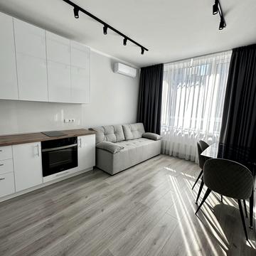 Братів Шеметів вул., 7