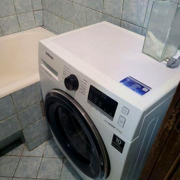 Аренда 3 комнатной на Гарибальди 6а