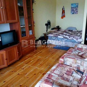 Продається 1 кімнатна Ушинського 23