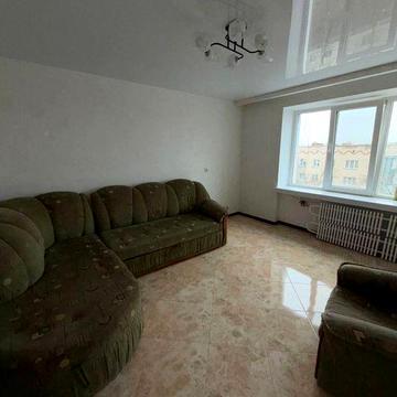 Продам 2  кімнатну квартиру.